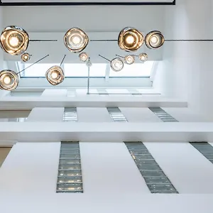 https://sandton-eindhoven-centre.valkenburgaandegeul-hotels.com